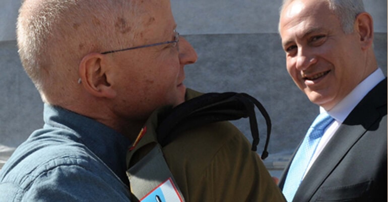 Live: Gilad Shalit arrives in Israel