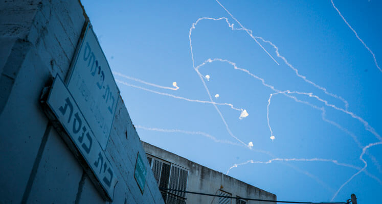 How Israelis Cope With the Gaza Rocket Threat