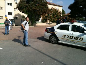 HR on Location and Under Fire: Rockets on Sderot