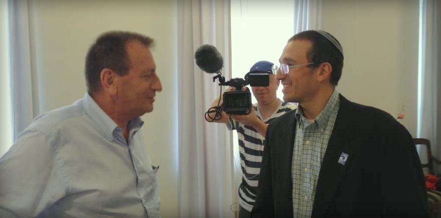 Tel Aviv Mayor Tells the Media His City is Cool — but not Israel’s Capital