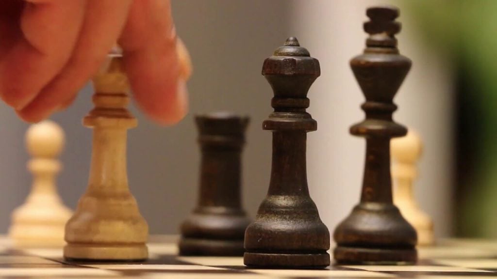 Tournoi d’échecs en Arabie Saoudite : les joueurs israéliens recevront-ils leurs visas ?