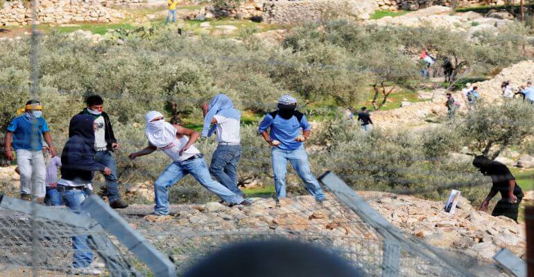 IBT Sources Hate Site to Accuse Israel of Using Palestinian Child as a Human Shield
