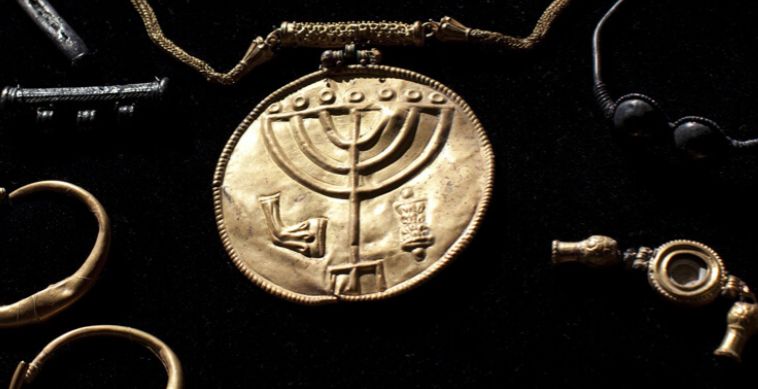 Palestinian Leaders’ Fabrications About Ancient Israel Go Unchallenged By Media