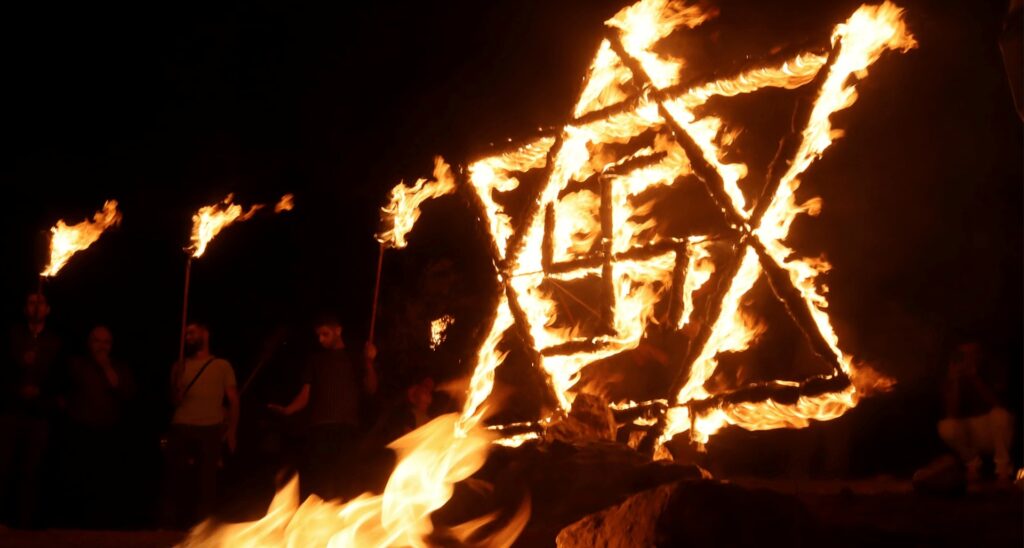 HonestReporting EXCLUSIVE: Western-backed Palestinian Authority Supporting West Bank Rioters That Erected Burning Swastikas