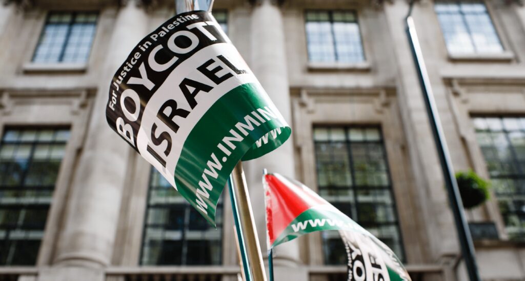 Burlington, Vermont Shelves Israel Boycott Bill After City Hall Meeting Hijacked By Antisemites (VIDEO)