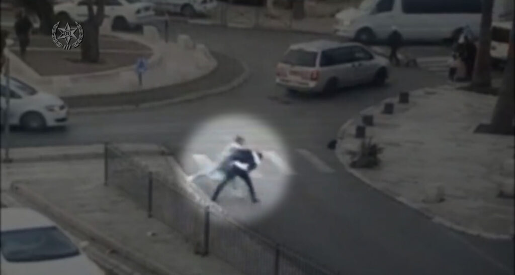 Palestinian Terrorist Stabs Israeli in Jerusalem: Washington Post Jumps Gun, Propaganda Churned Out on Twitter