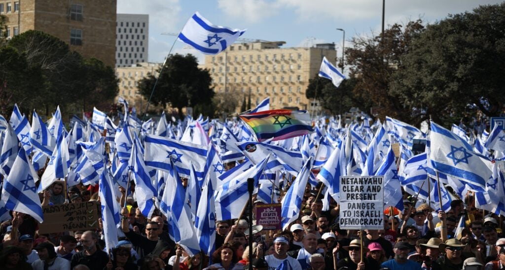 Media Hijack Israel’s Democratic Demonstrations