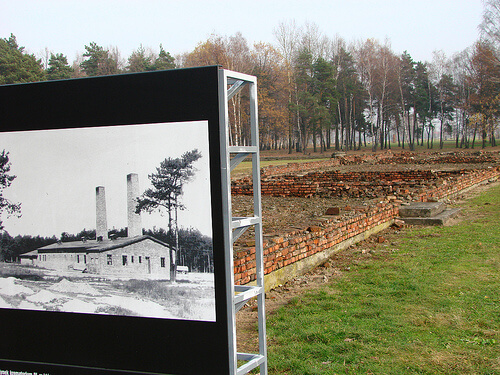 Auschwitz-Birkenau Auschwitz-Birkenau