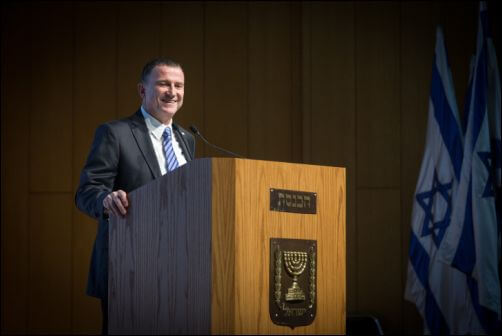 Yuli Edelstein